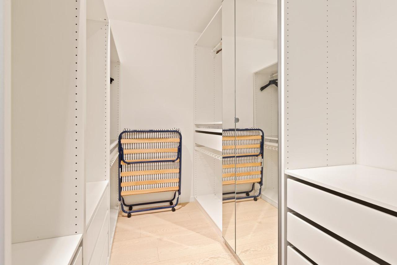 Elegant Loft With Balcony! Lägenhet Milano Exteriör bild